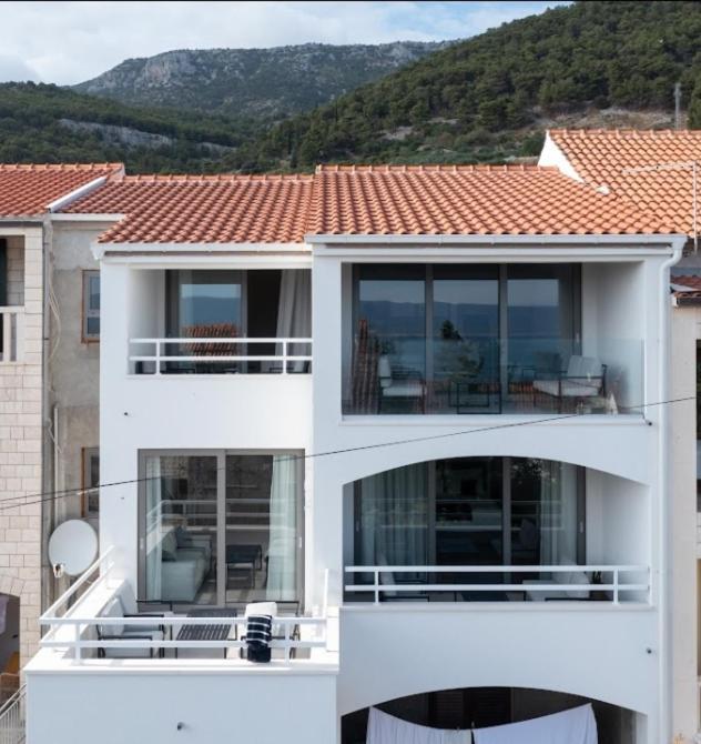 Holiday In Bol **** Blue Exterior foto